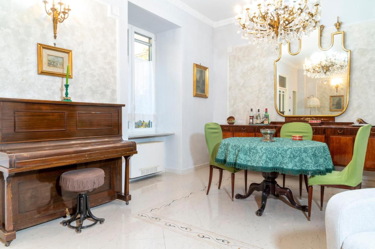Deluxe Apartment With Garden In Vomero ナポリ エクステリア 写真