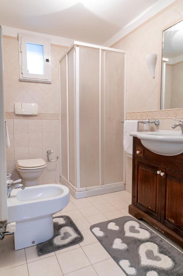 Deluxe Apartment With Garden In Vomero ナポリ エクステリア 写真